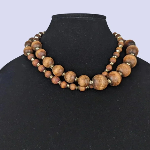 (2/$20) Vintage Wooden Beaded Necklace - Picture 2 of 6